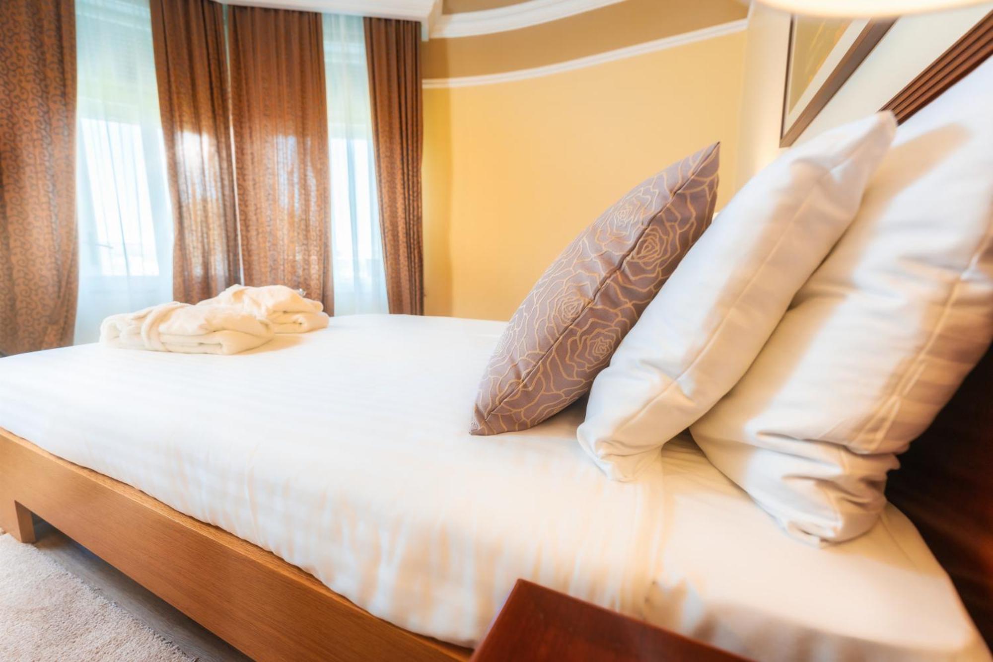 Bristol Hotel Opatija Ngoại thất bức ảnh